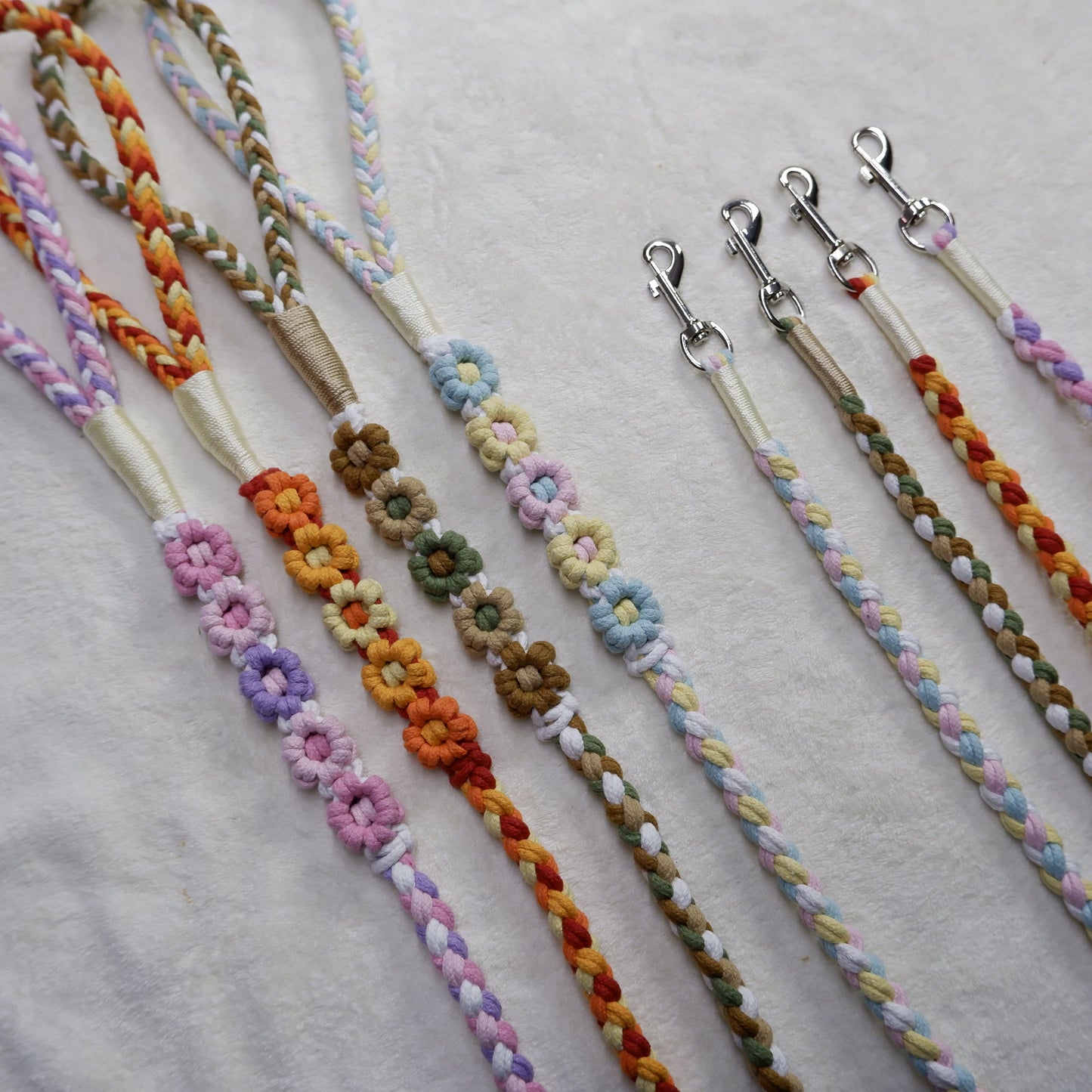 Five Flowers Rope Dog Leash (Brown and Green)