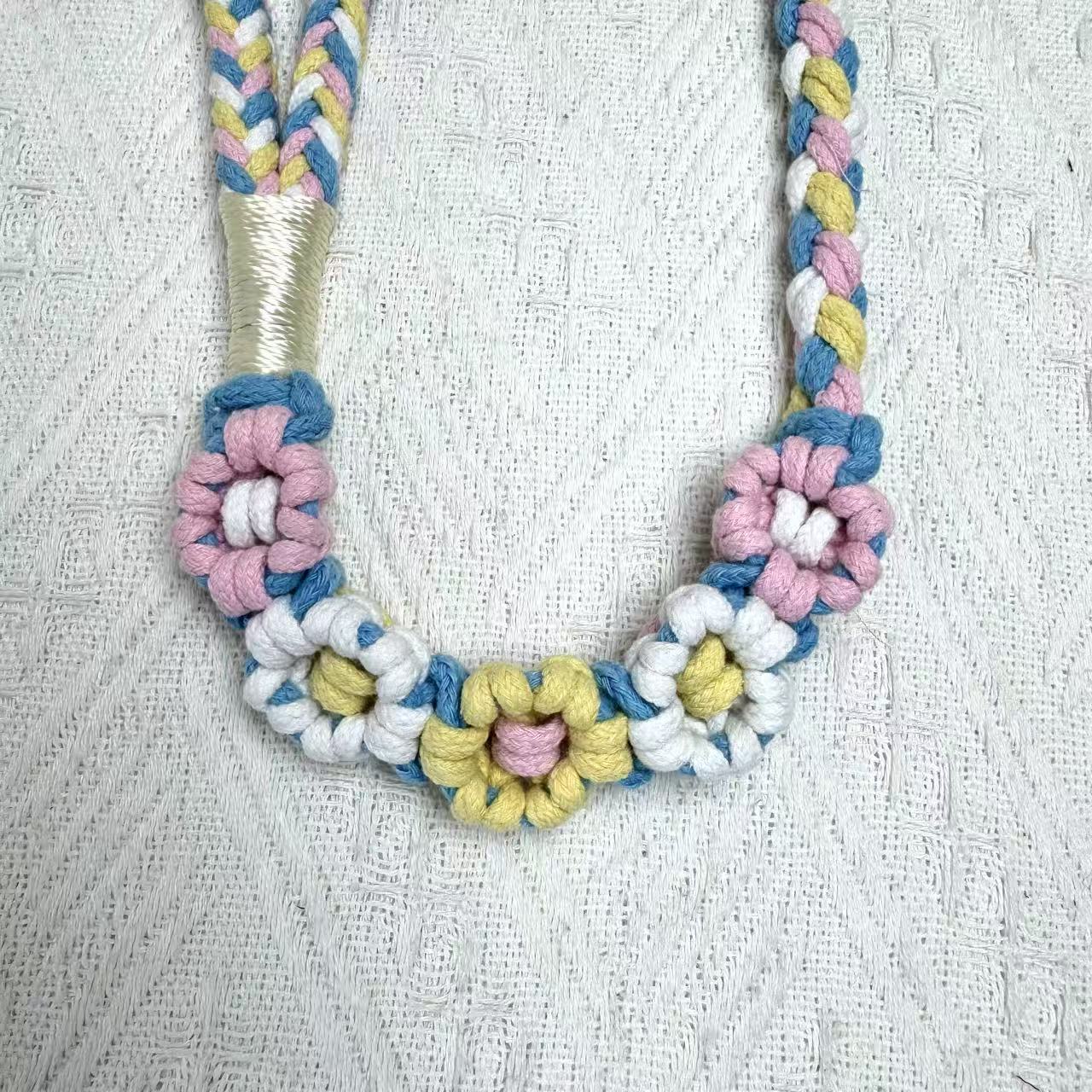 Five Flowers Rope Dog Leash (Blue and Pink)