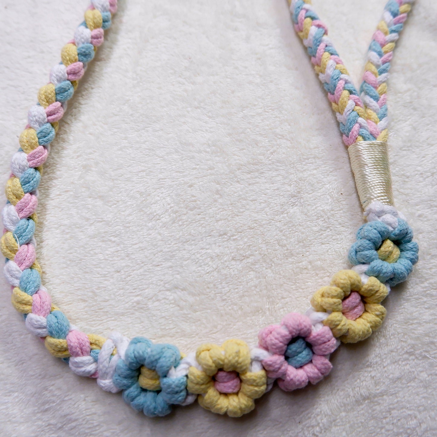 Five Flowers Rope Dog Leash (Blue and Yellow)