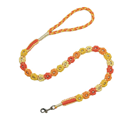 Gradient Yellow | Hand-woven 25-flower dog leash